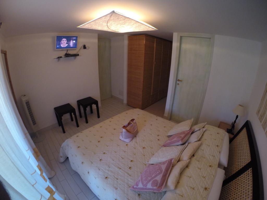 Luxury Apartment Sardegna Portisco Oda fotoğraf