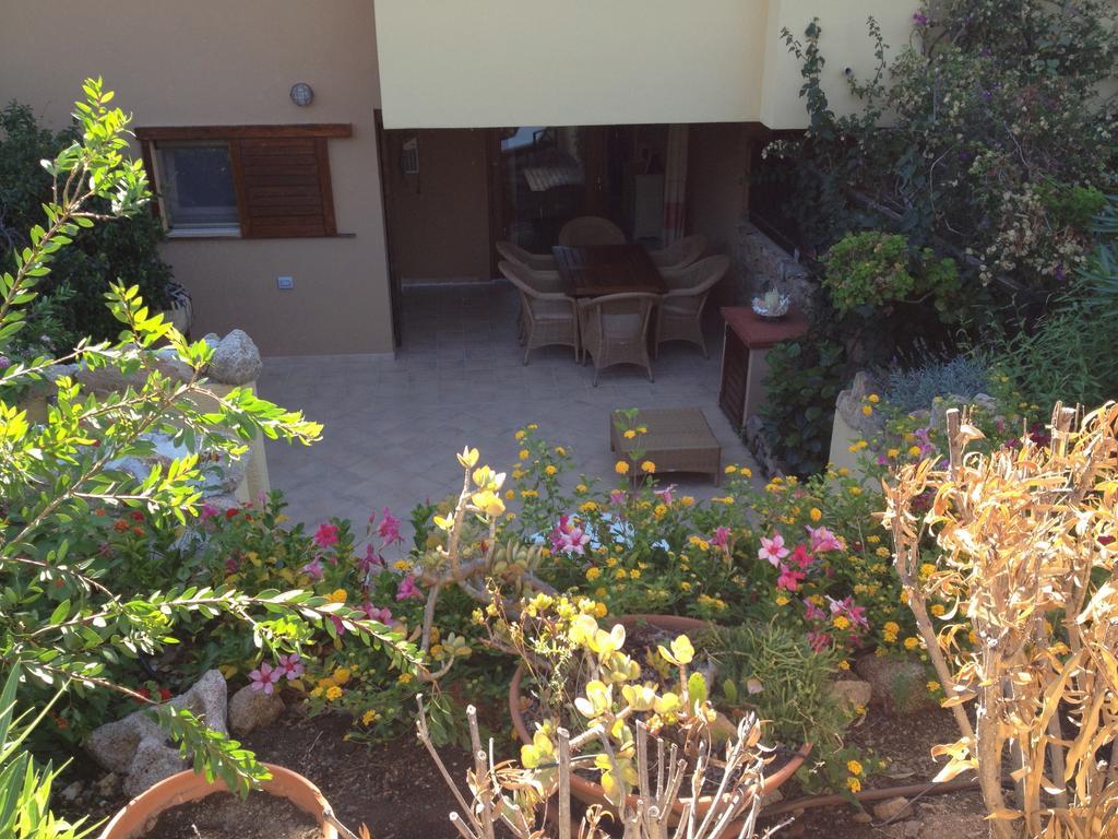 Luxury Apartment Sardegna Portisco Oda fotoğraf